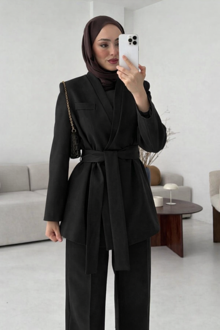 طقم بليزر مع بنطلون