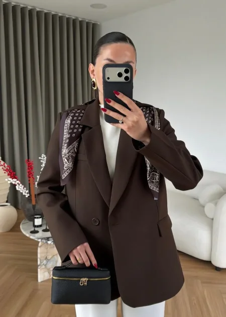 بليزر مع فولار