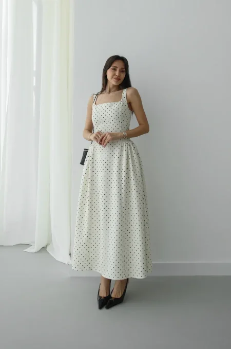 فستان Puantiyeli