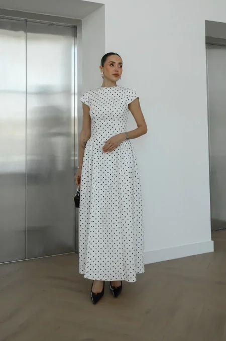 فستان Puantiyeli